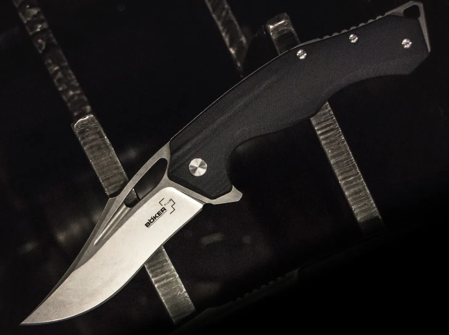 Masada Folder