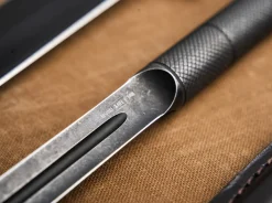 Sleeve Dagger