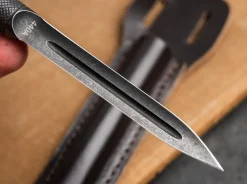 Sleeve Dagger